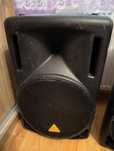 Behringer B215XL
