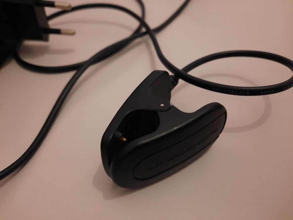 Vendo carregador para Garmin 910xt