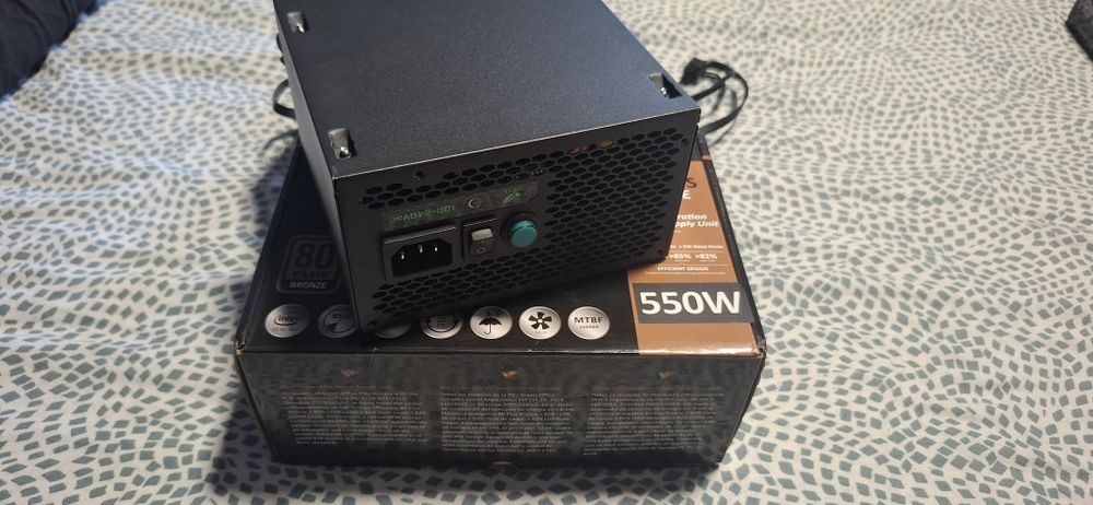 Fonte de Alimentação 550W