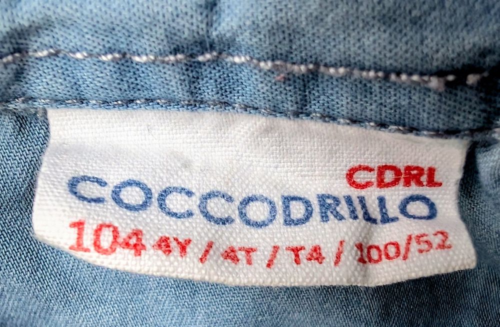 Śliczna bawełniana jeansowa koszula Coccodrillo 104