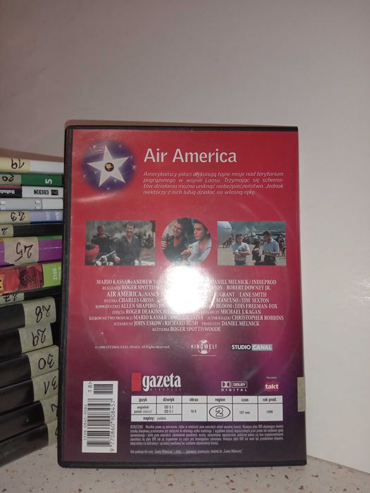 018 DVD - Air America Ocena 6.7 (10) FILMWEB