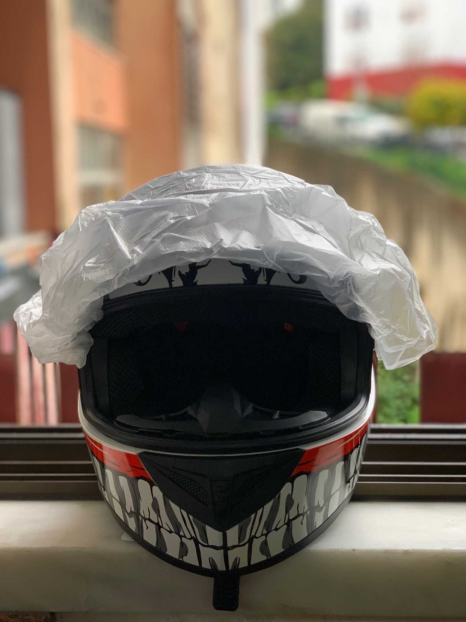 Capacete Jockey novo tamanho 58 medio lindo.