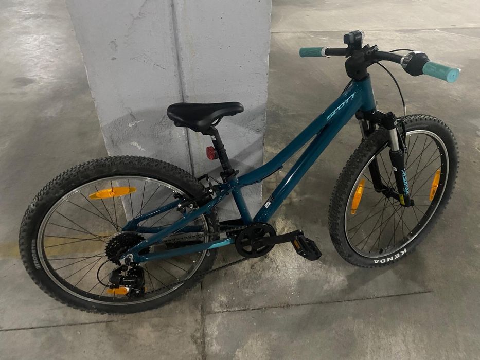 Bicicleta SCOTT Scale 24”