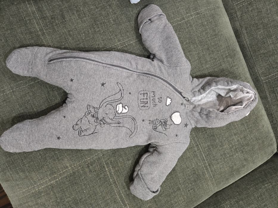 3 чоловічка с закритими ручками і демі комбез