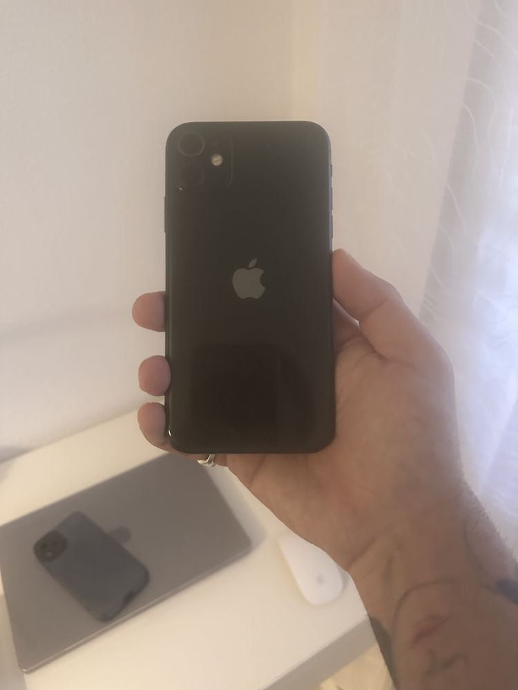 Iphone 11 64gb em excelente estado
