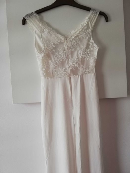 Suknia ślubna klasyczna