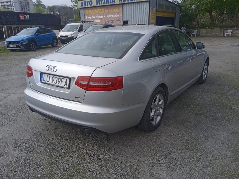 Audi a6 2010 2.TDI 8 lat w jdnych rekach