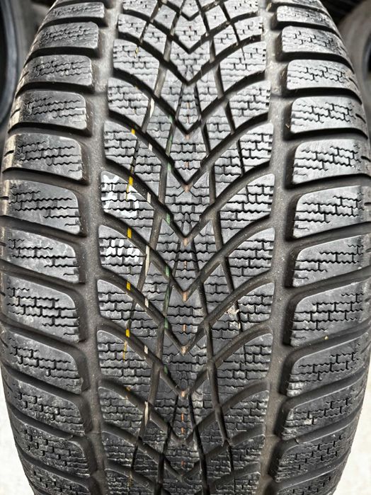 Шини DUNLOP 225/45 R17, SP Winter Sport 4D MO, зимова резина
