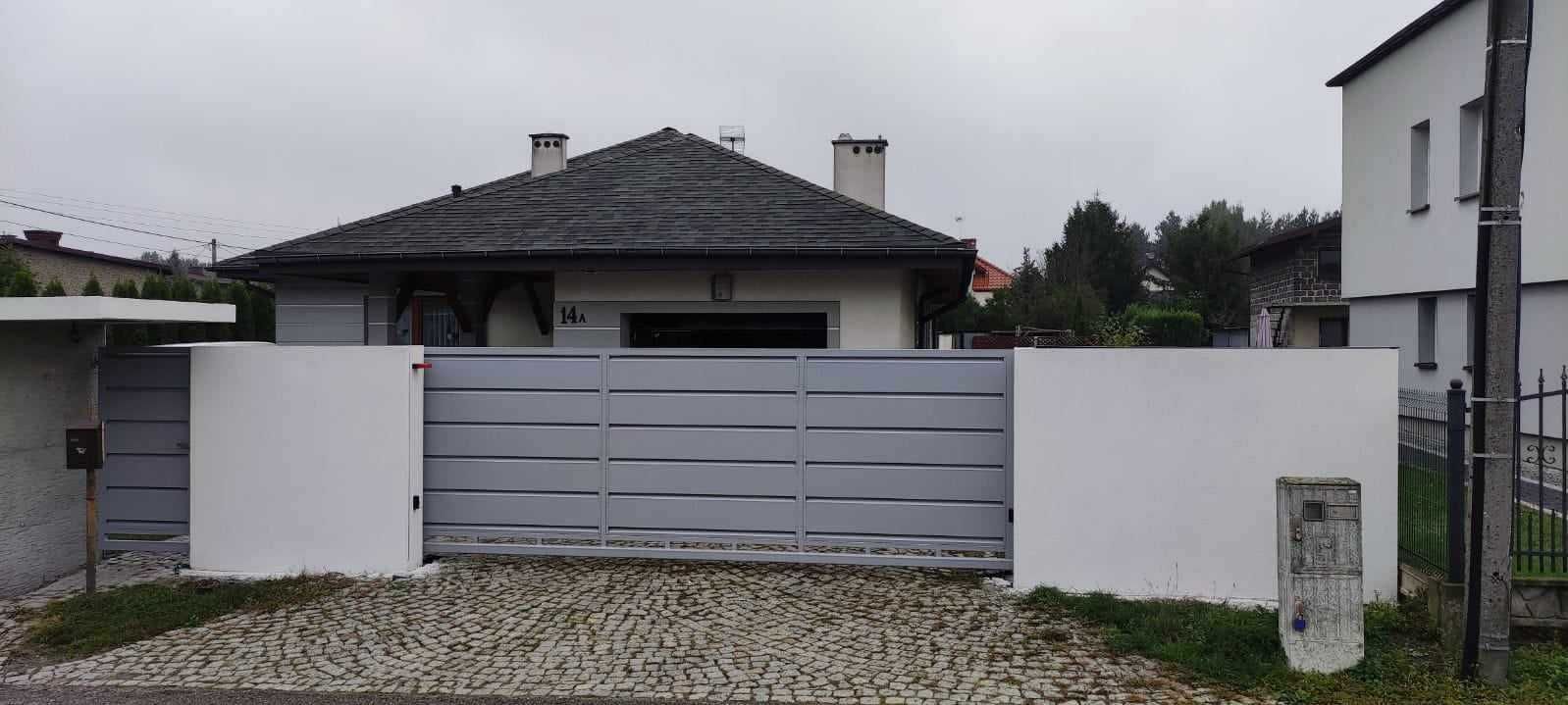 Brama przesuwna bez prześwitu 4x 1,52m ocynk+kolor PRODUCENT