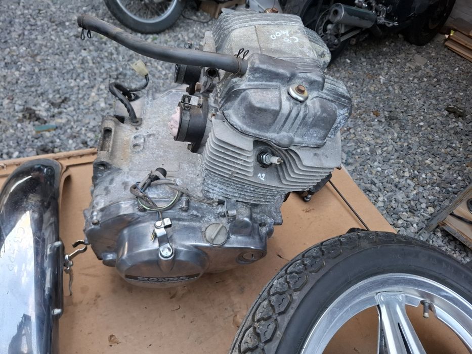 Honda cb 400 silnik części  felgi gazniki
