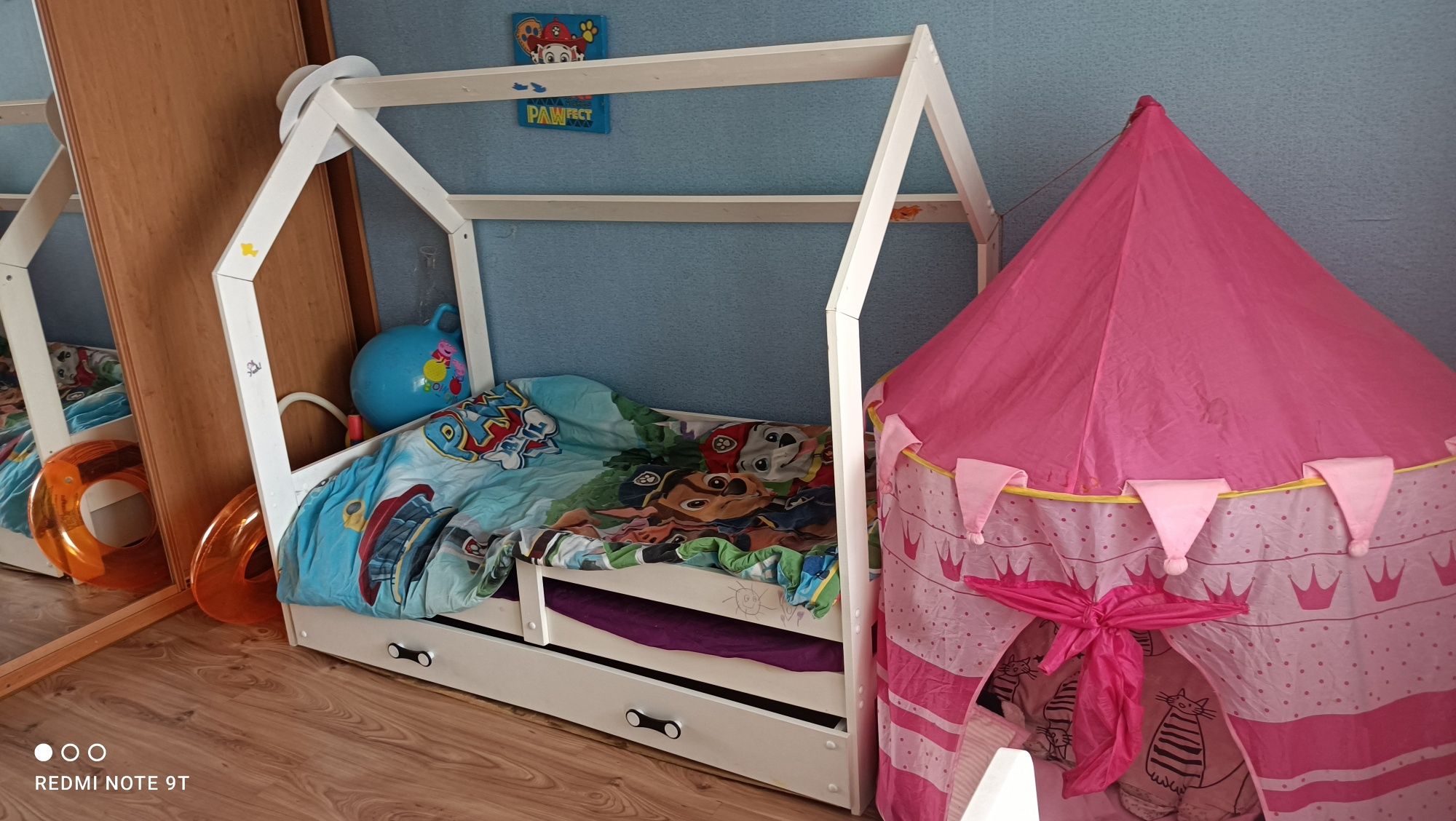Łóżko dla dziecka 160cmx90cm z materacem