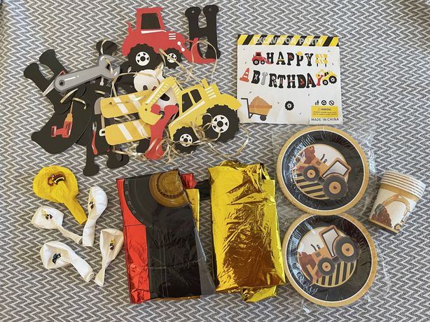 Набір, фотозона на 2 роки хлопчику, кульки, Happy Birthday, трактори