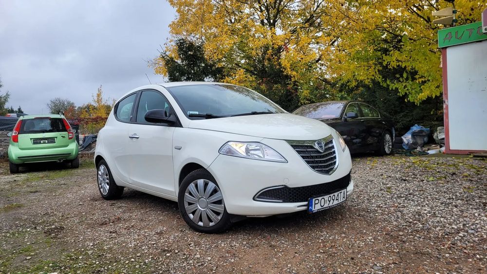 Lancia Ypsilon 1.2 klima Polski SALON