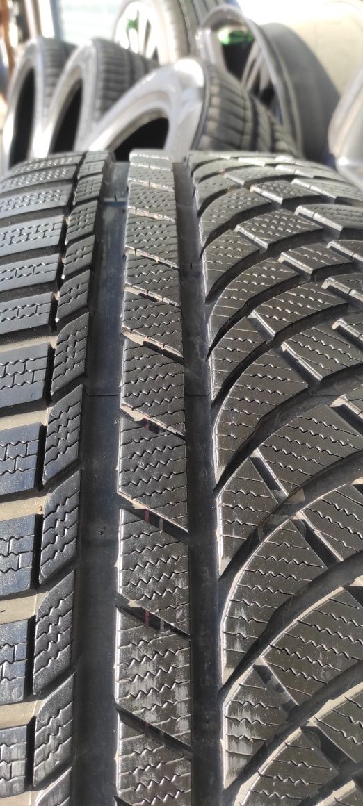 Opony Zimowe KUMHO 255/45R19 104V 2020 8mm