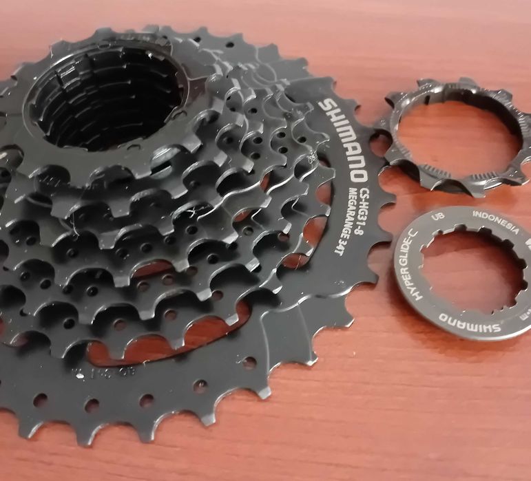 Kaseta Shimano CS-HG31,  8 - rzędowa, 11-34T, stalowa,czarna / NOWA /.