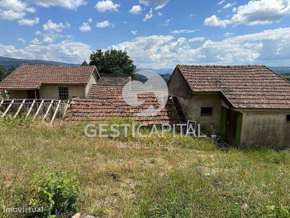 Quintinha tradicional para recuperar em Constance, Marco de Canaveses