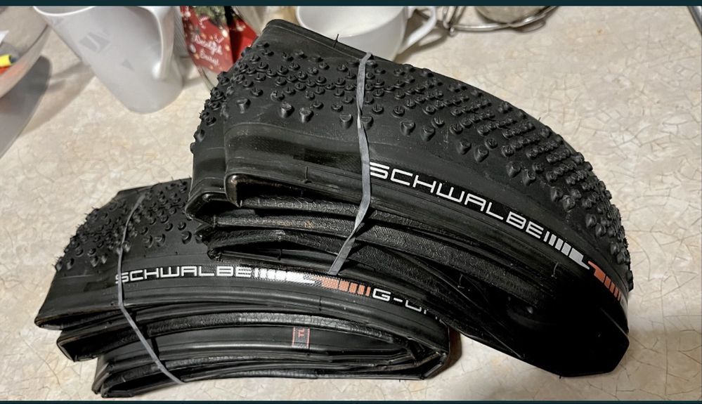 Sprzedam komplet opon 2x Schwalbe g-one bite 1.7 45C