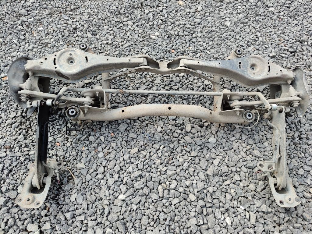 Wózek zawieszenie sanki trawers tył volkswagen passat b6 TDI sedan