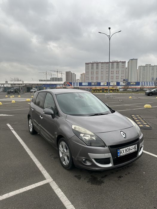 Renault Scenic 3 2011