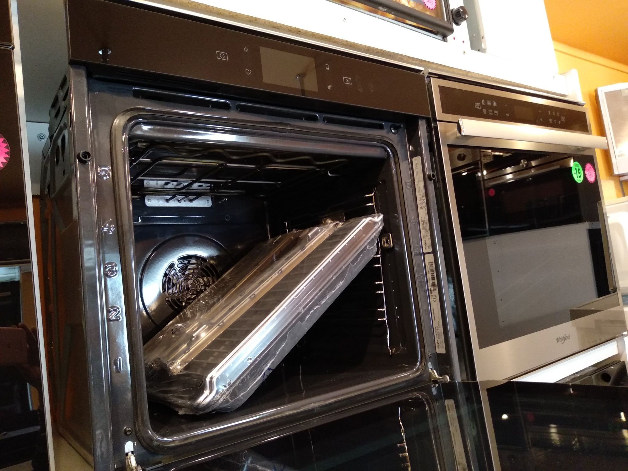 OUTLET Janki ul Wspólna 6 Piekarnik WHIRLPOOL W11I OM1 4MS2 H