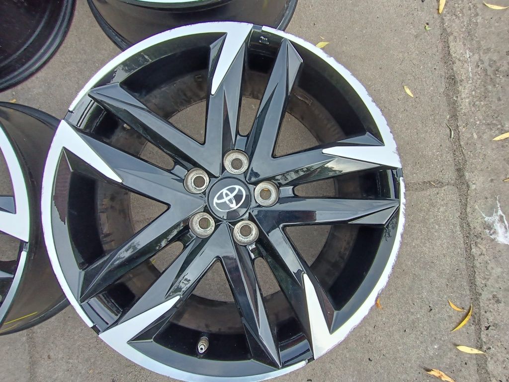 Alufelgi 19 Toyota CHR CH-R Yaris Cross Corolla TPMS 5x114,3 ET50