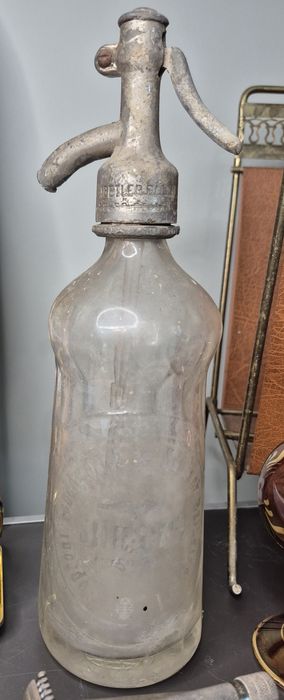 Stary, szklany syfon- antyki, starocie, vintage
