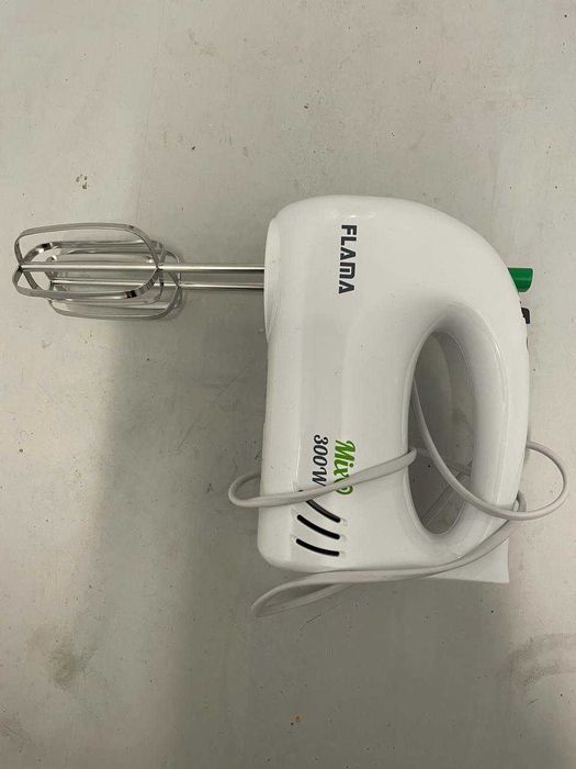 Batedeira elétrica manual Flama 1405FL
