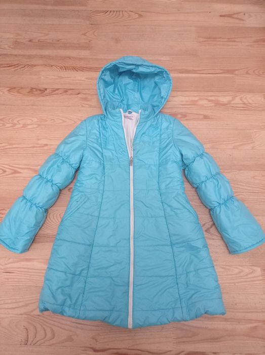 Отдам пальто зимнее для девочки р.128-134, б/у