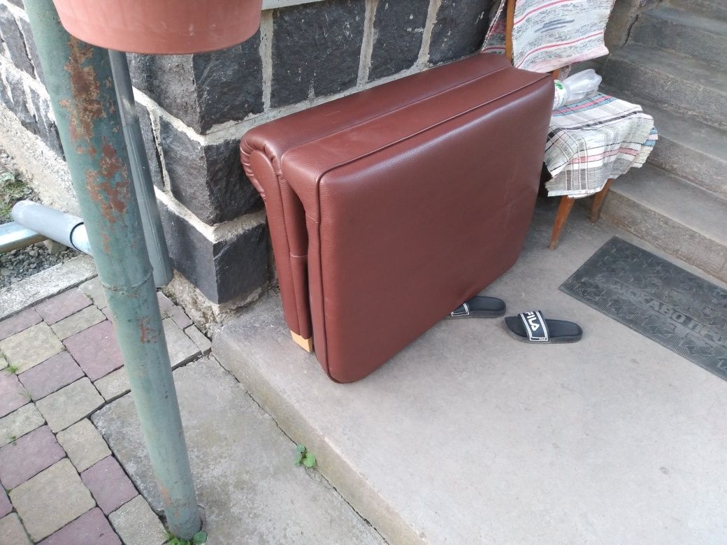 Продам шкіряний диван Segmüller