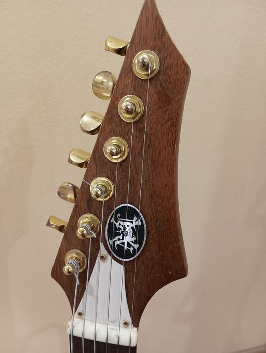 AXL Jacknife Flying V