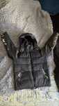 Продаю пуховик оригінальний Moncler