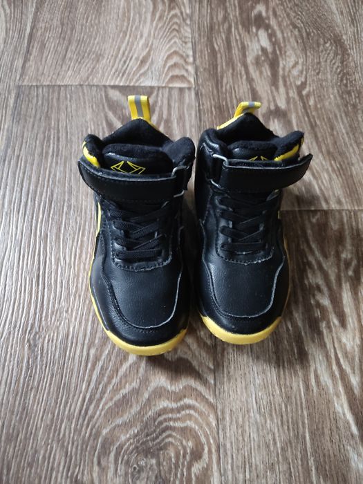 Дитячі ботіночки(ціна за дві пари)