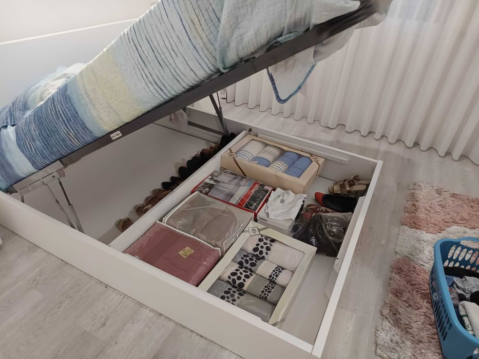 Cama de casal lacado branco