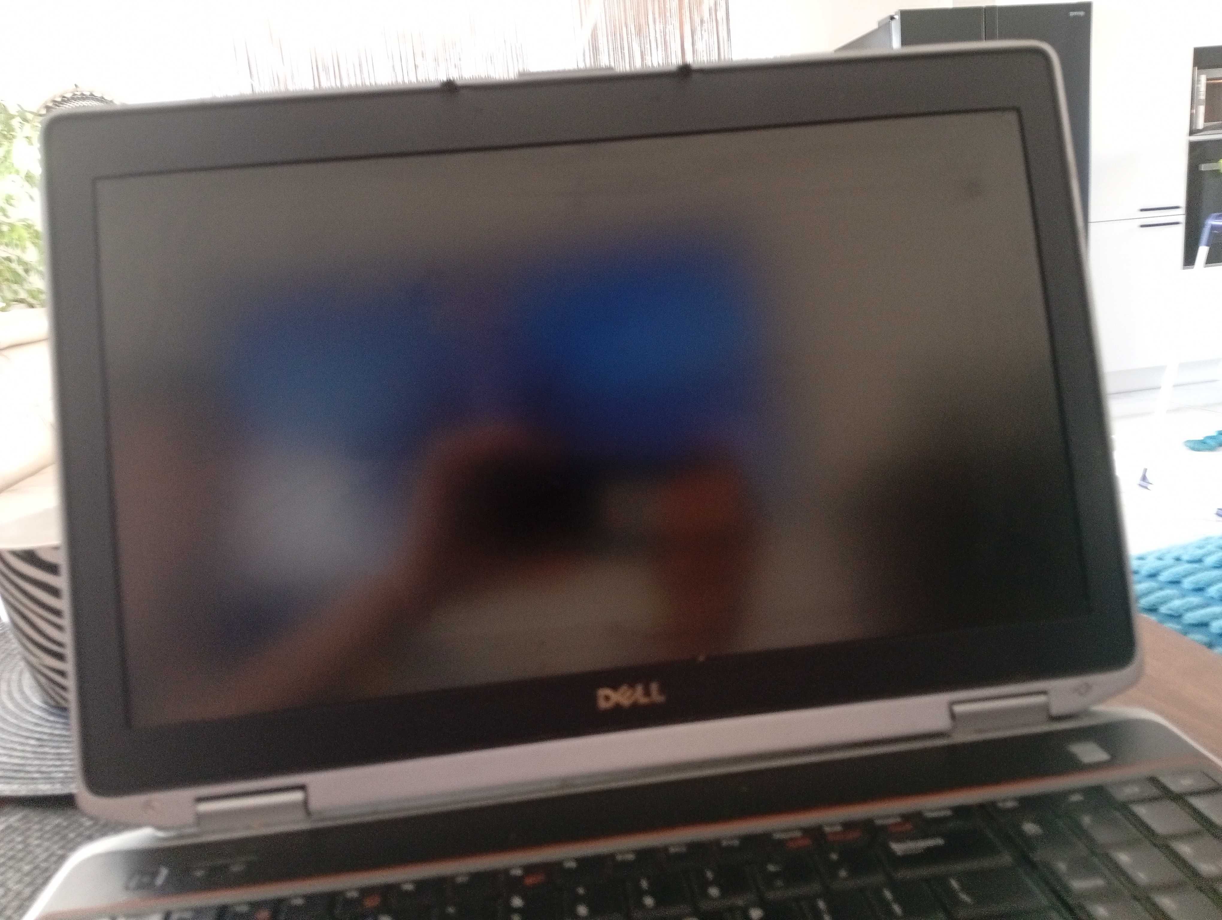 Komputer dell windows 10