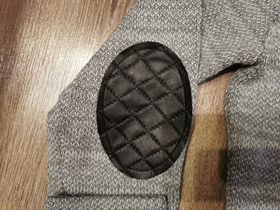 Szary, melanżowy sweter, sweterek z wstawkami z eko skóry L XL 40 42