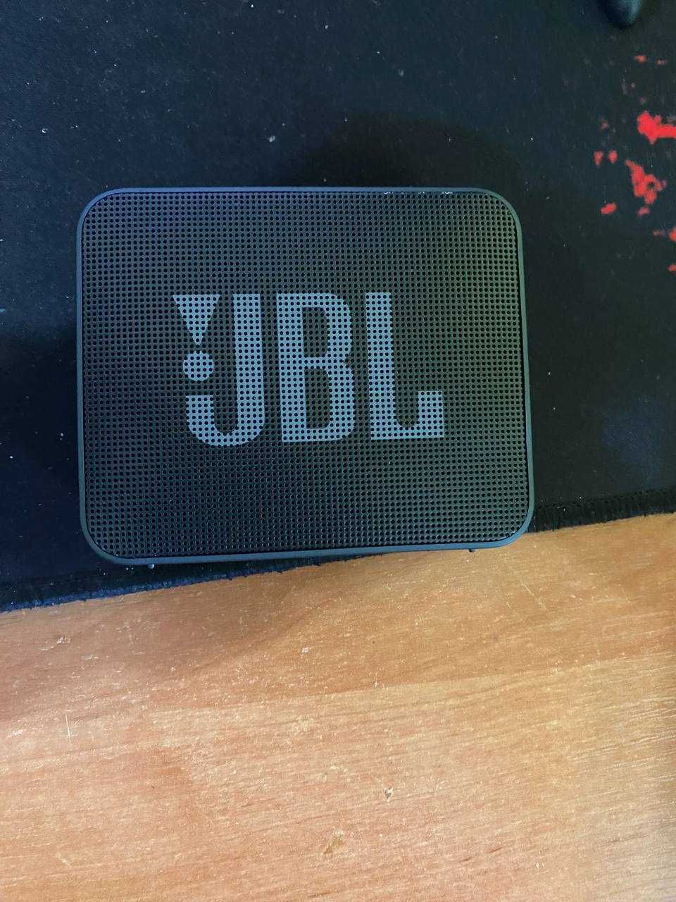 Колонка JBL GoEssential