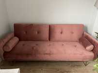 Rozkladana sofa z aksamitu