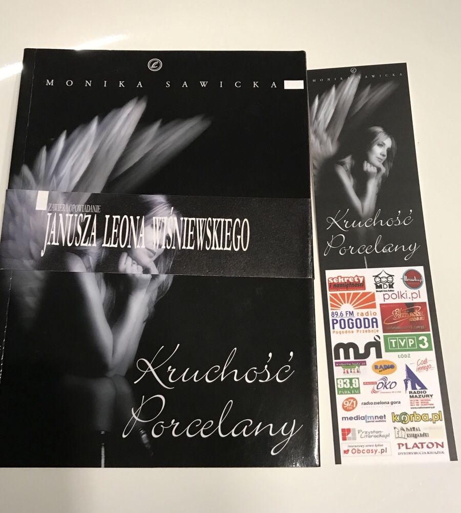 KSIĄŻKA „Kruchość Porcelany” Monika Sawicka plus Zakładka