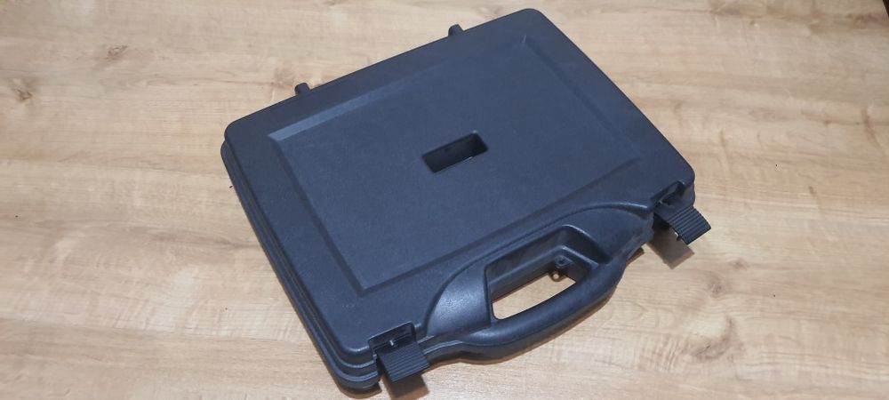 Etui  Pro max militarne