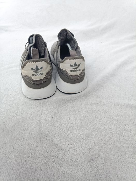 Мужские кроссовки Adidas р41.5