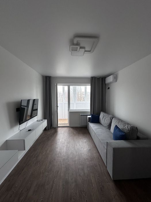 Однокімнатна квартира на Ювілейній