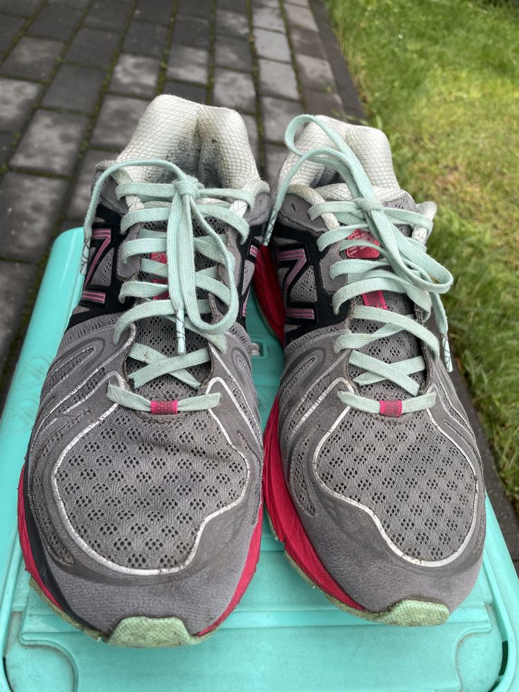 Buty do biegania New Balance 40,5