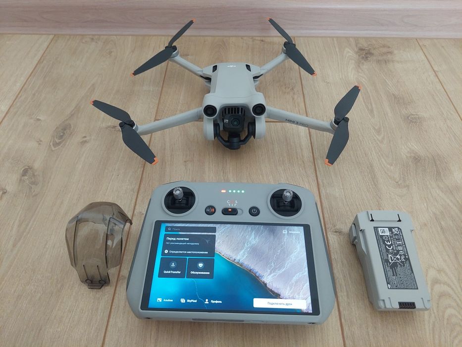 Квадрокоптер DJI Mini 3 Pro