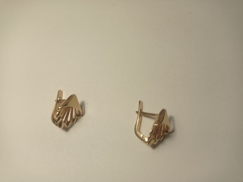 Золотые серьги 585 проба