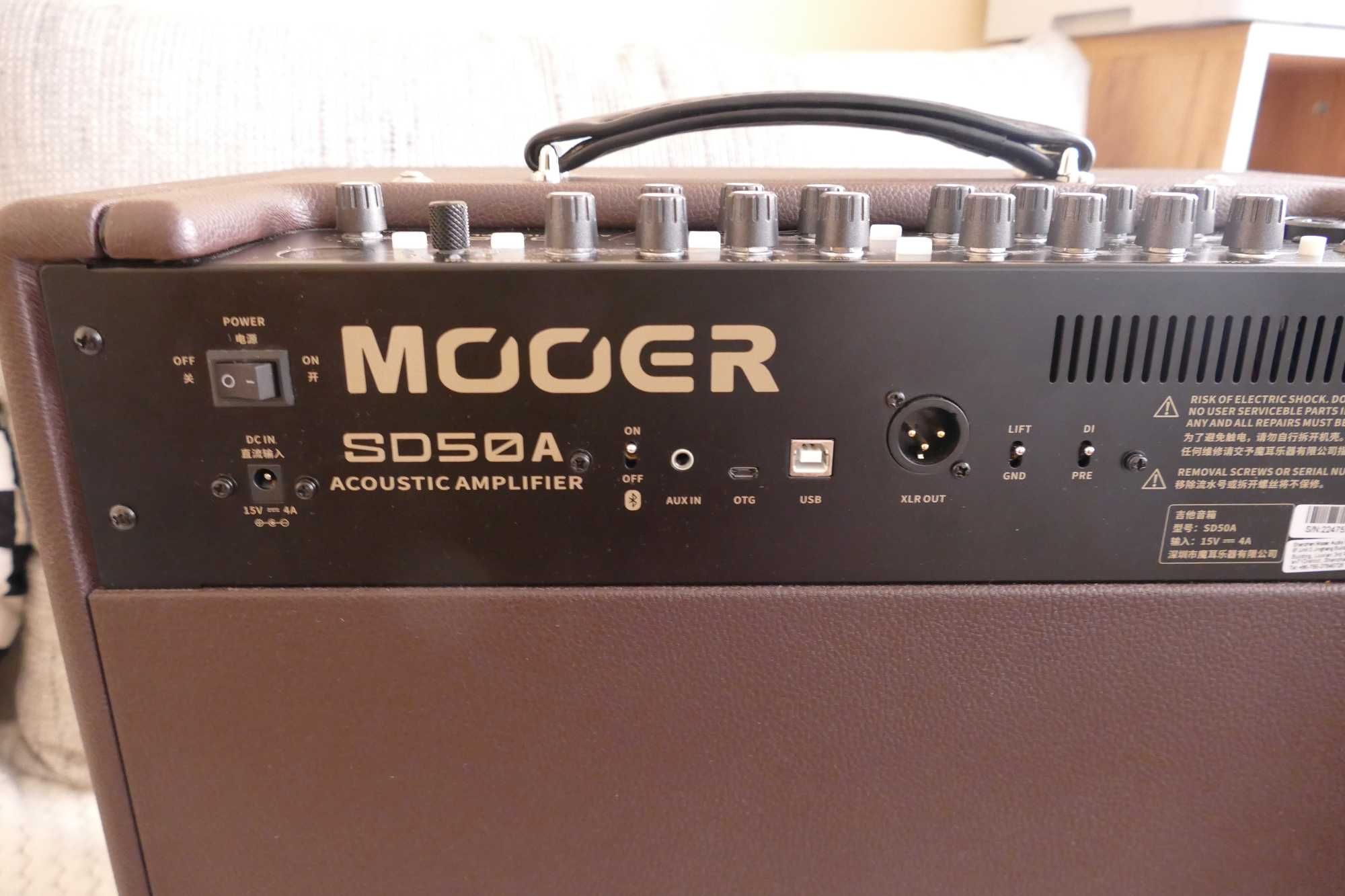 Wzmacniacz Mooer SD 50A combo do gitary akustycznej.