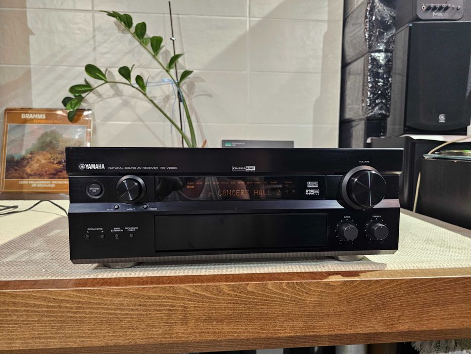 AV ресивер Yamaha RX-V2300 15кг/6х110Вт/Dolby Digital DTS