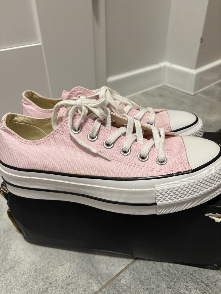 Converse  różowe 38