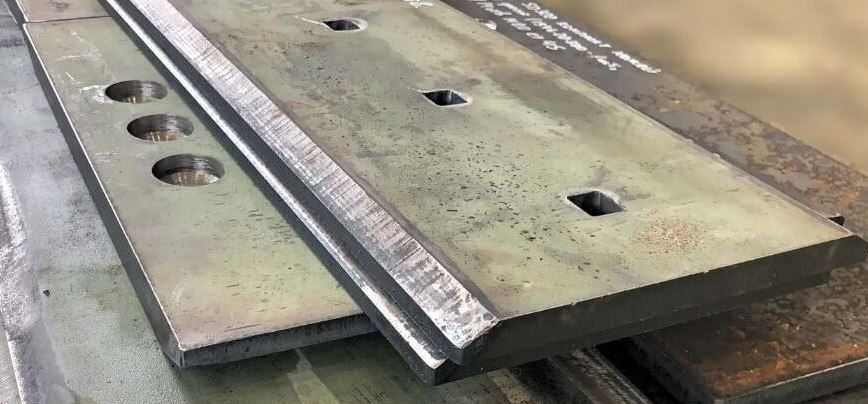 Ніж ковша до техніки Volvo, JCB, CASE, САТ та інш.