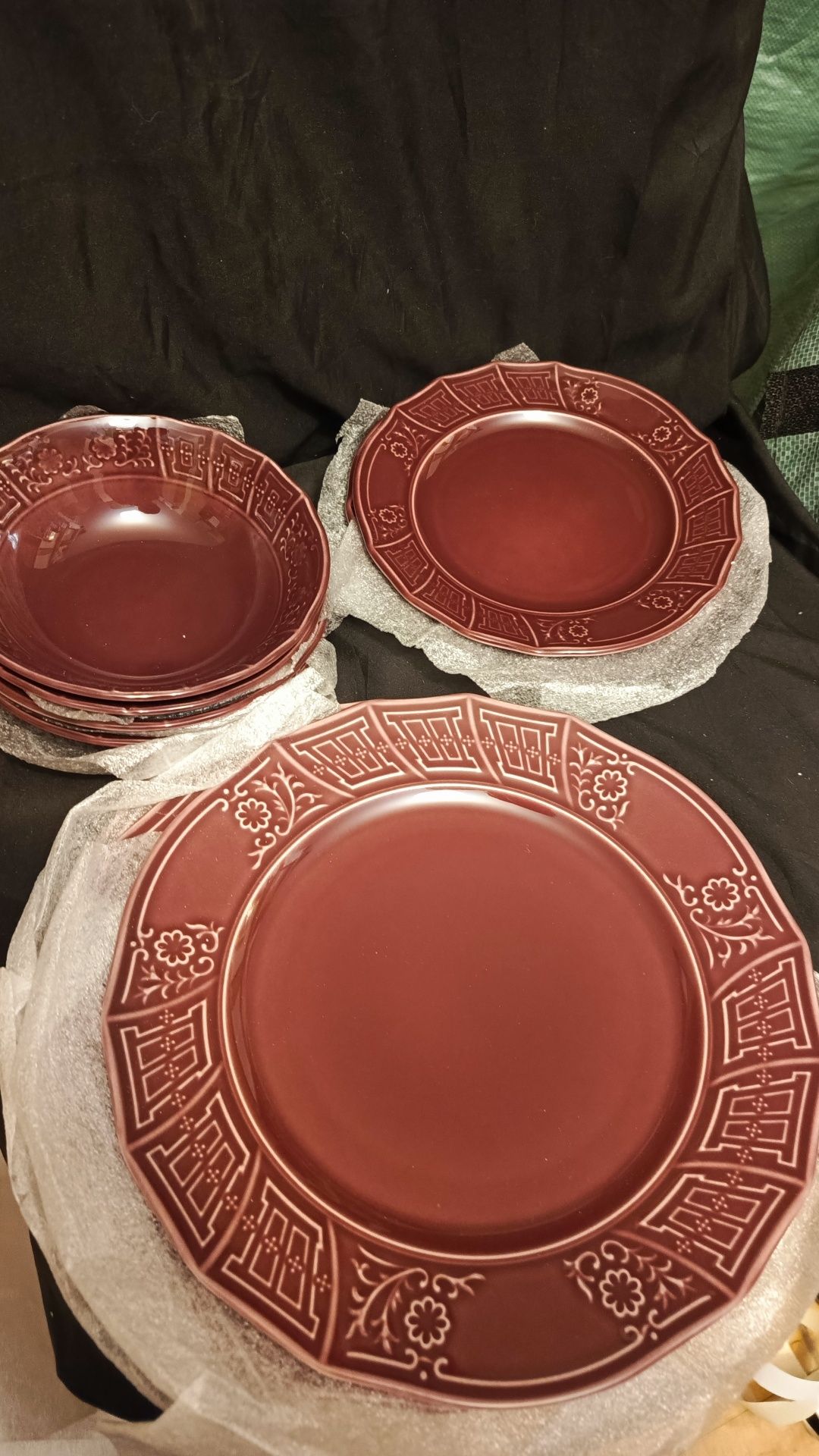 Zestaw obiadowy English Home Lacita Porcelain 12-częściowy Śliwkowy