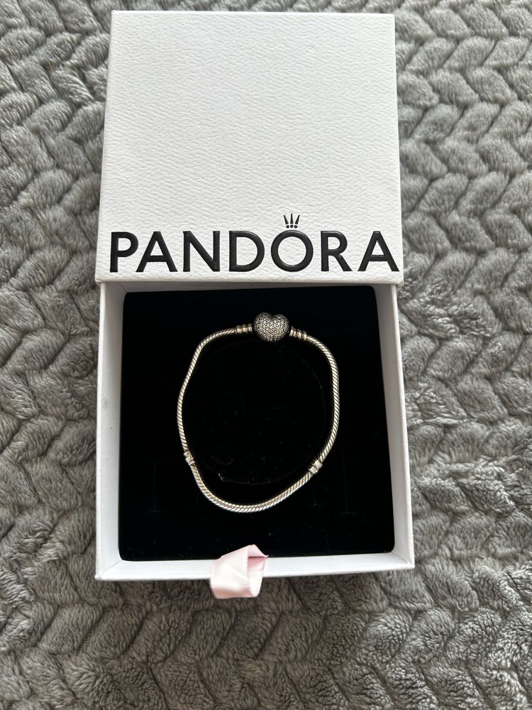 Браслет Pandora серце